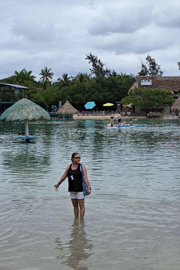 Cruise Brothers Travel Agent Lisa Grimes
